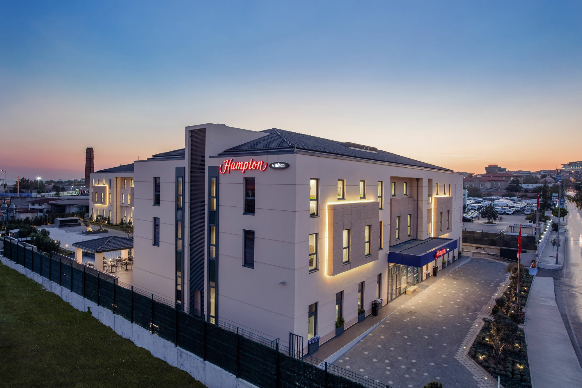 Hampton By Hilton Zeytinburnu מלון